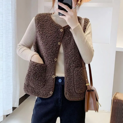 Leila Teddy Vest